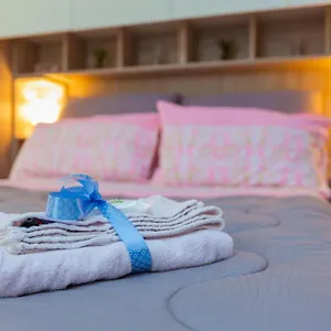 Appartamento Happy House 7 Minuti Da Mxp E 30 Minuti Da Milano, Busto Arsizio